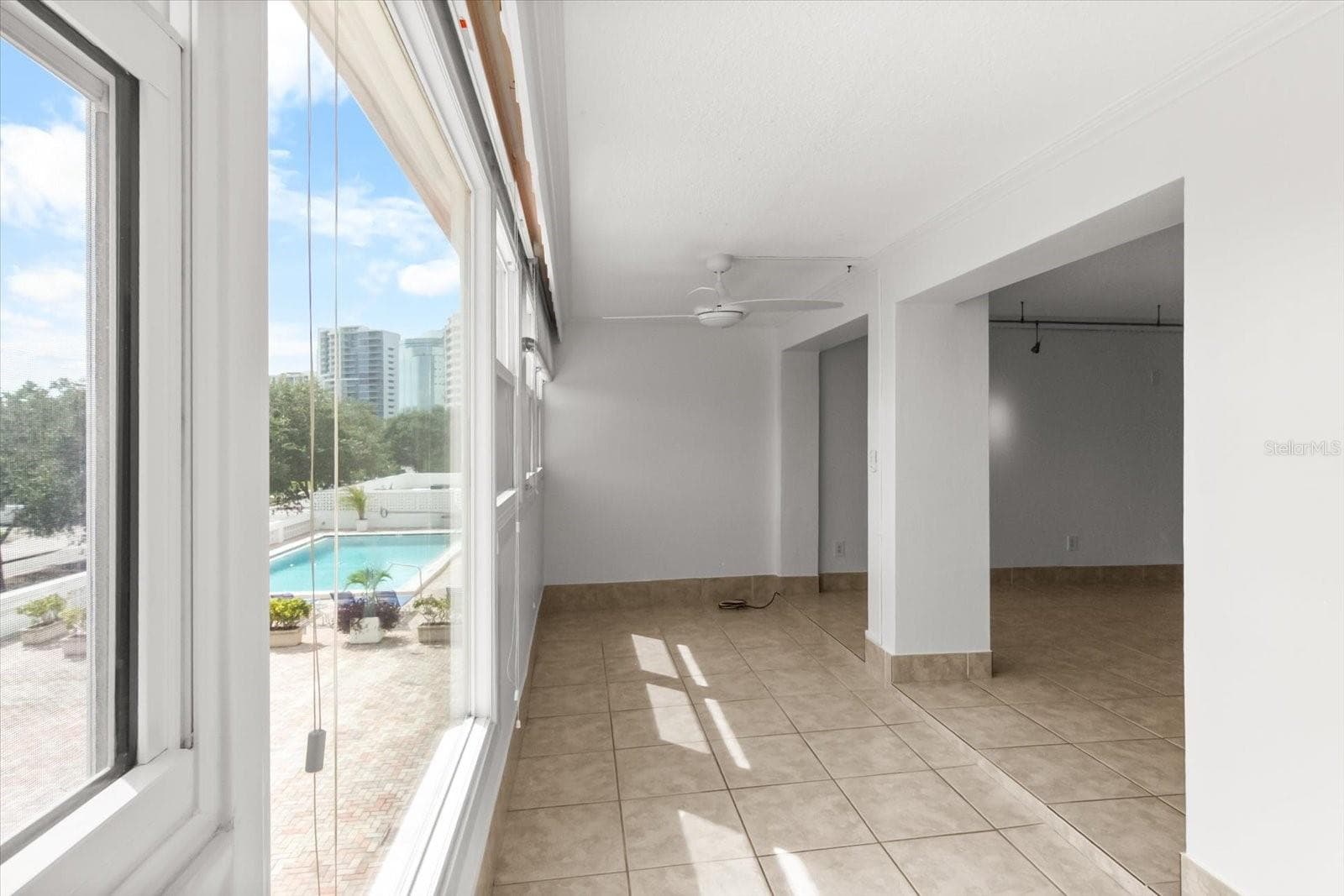 Condominium at 33 S GULFSTREAM AVE #305, SARASOTA, photo 16 of 30