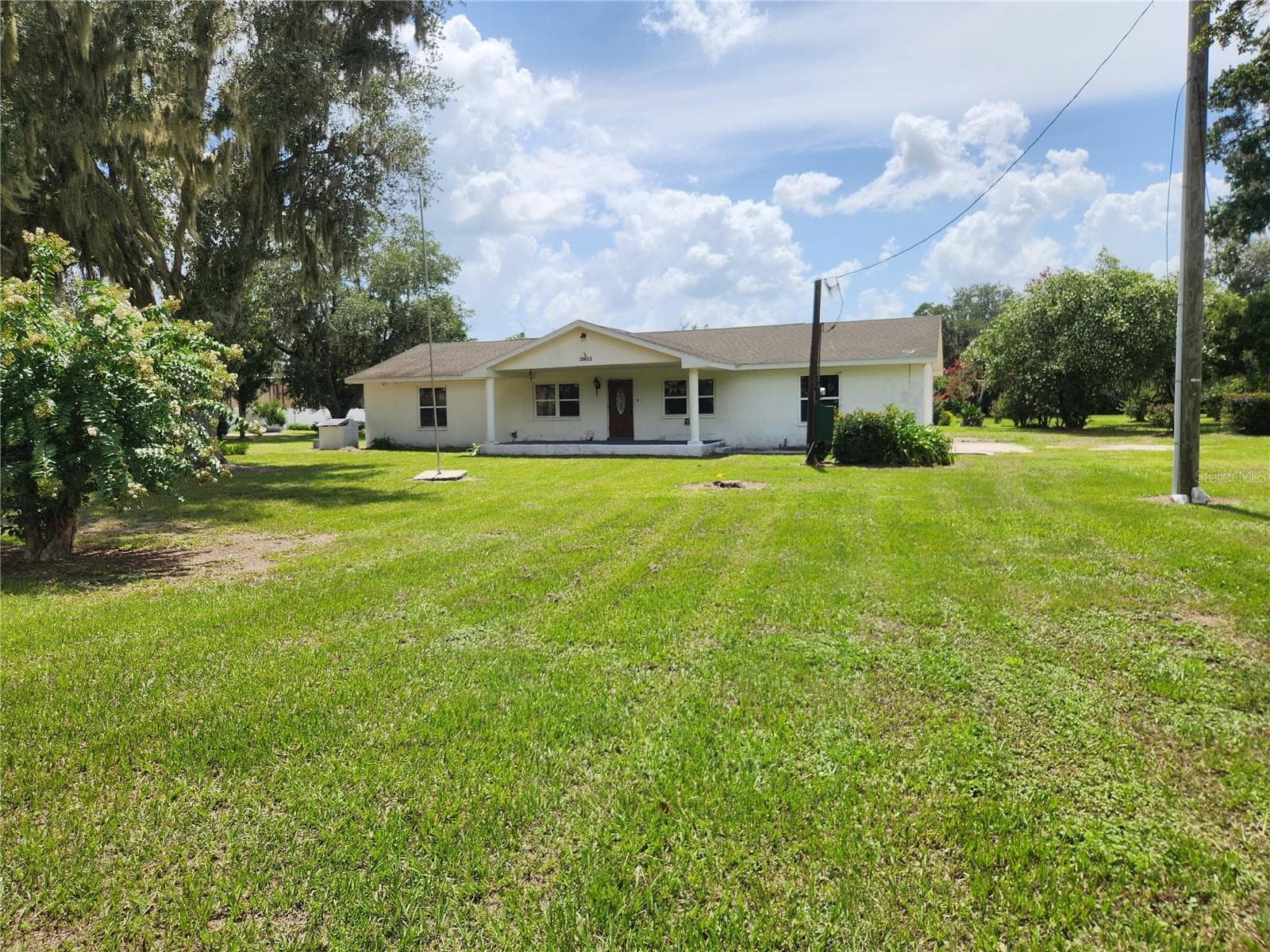 3903 POWERLINE RD