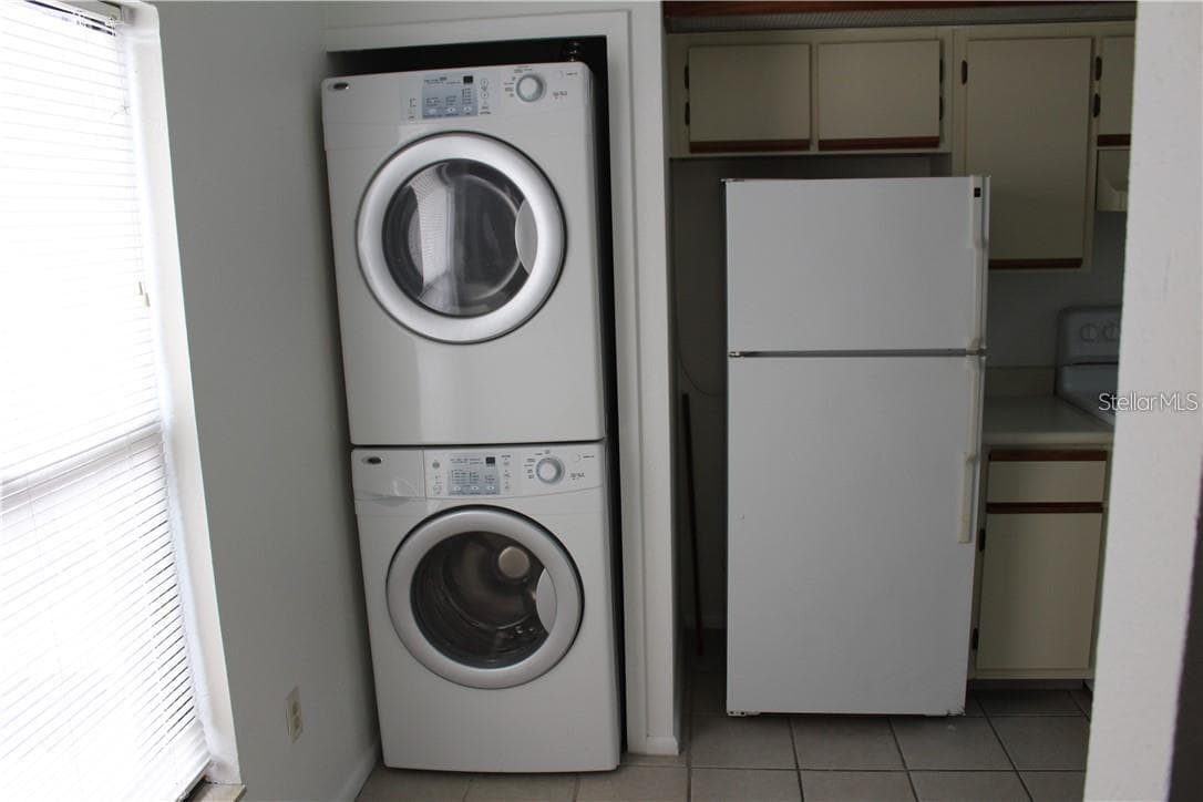 Condominium at 2906 S SEMORAN BLVD #2, ORLANDO, photo 5 of 16