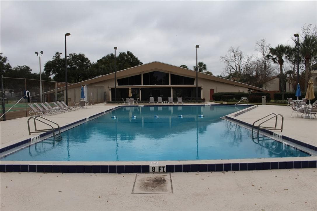 Condominium at 2906 S SEMORAN BLVD #2, ORLANDO, photo 13 of 16