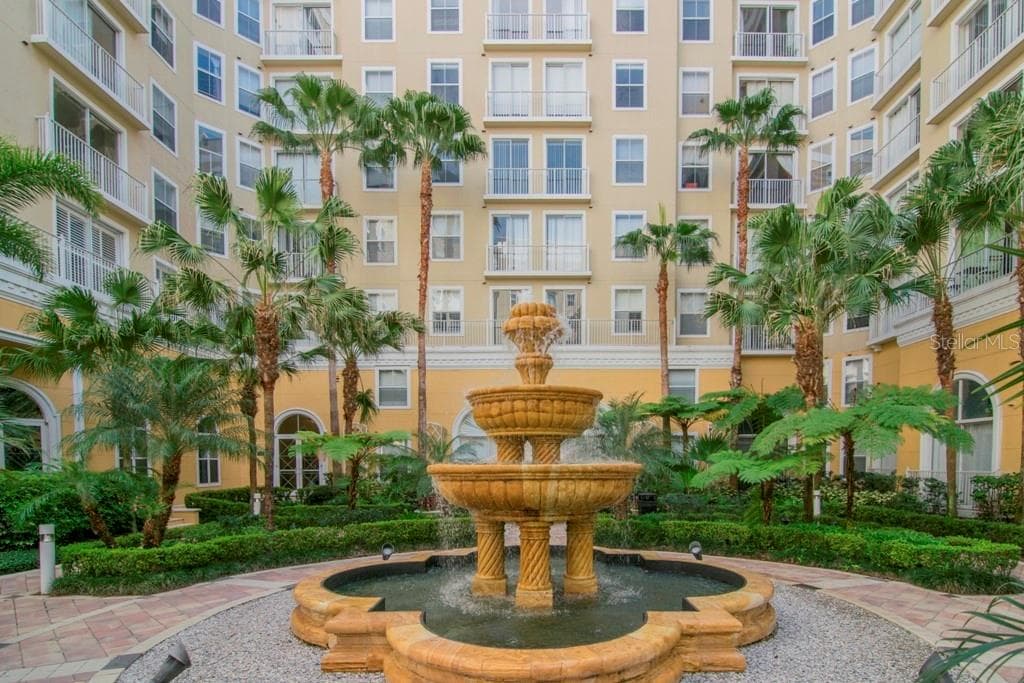Courtyard Fountain - 700 S HARBOUR ISLAND BLVD #535, TAMPA