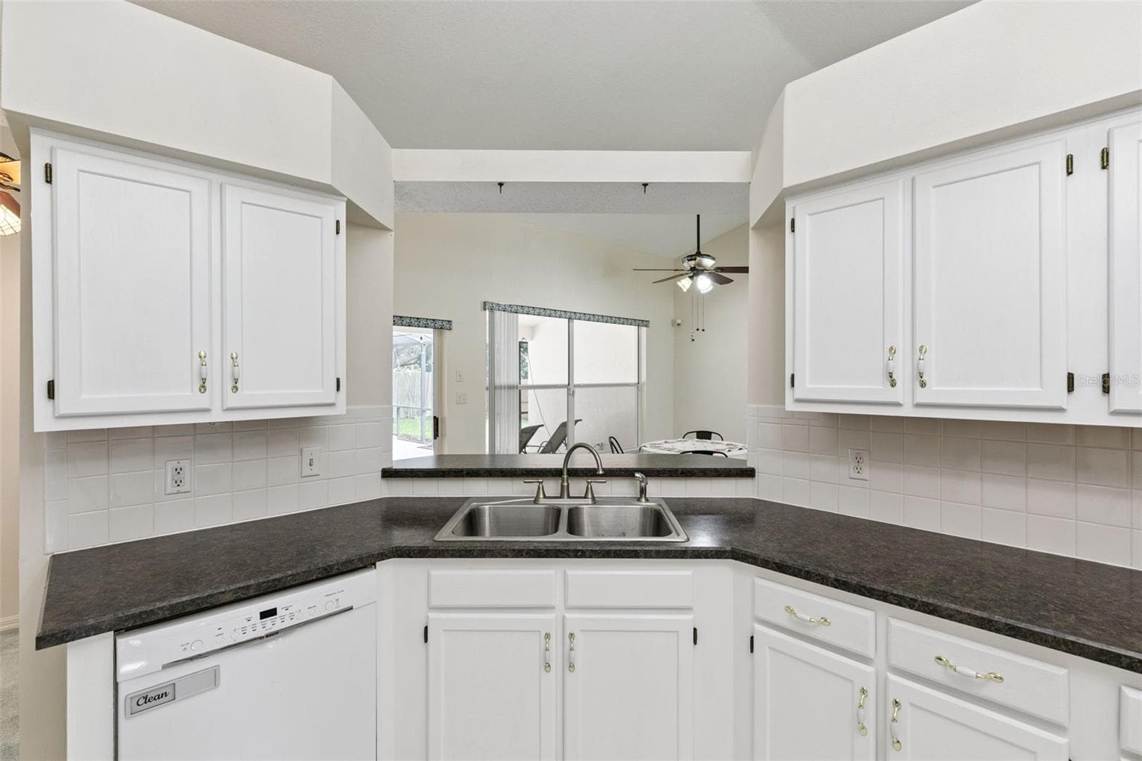 Single Family Residence at 1748 IMPERIAL PALM DR, APOPKA, photo 11 of 31