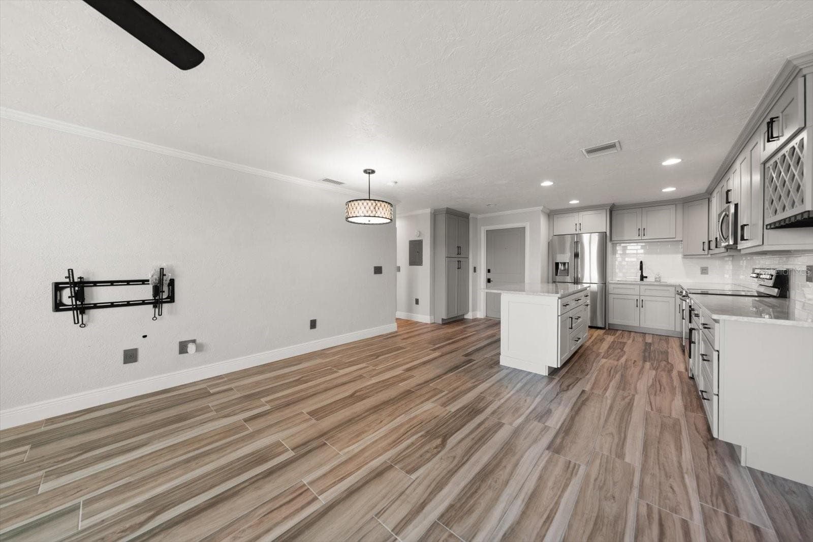 Condominium at 4681 1ST ST NE #308, ST PETERSBURG, photo 13 of 25