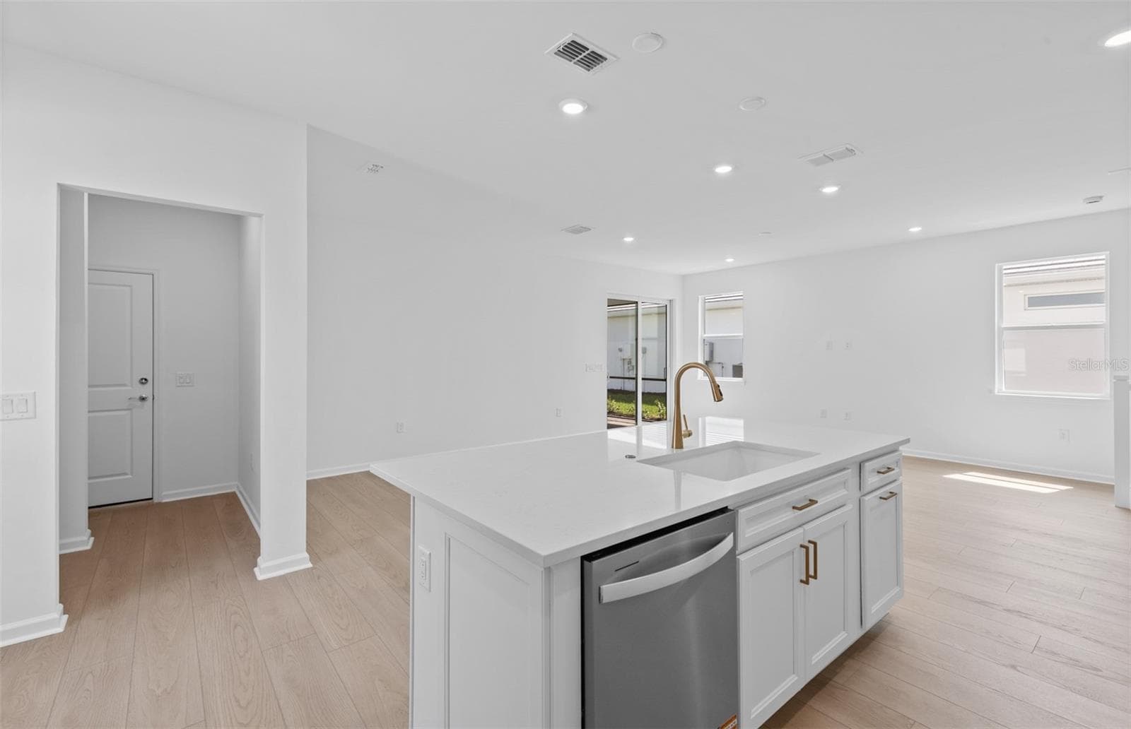 Mabell floorplan, homes may vary. - 7719 REFLECTION PKWY, BRADENTON