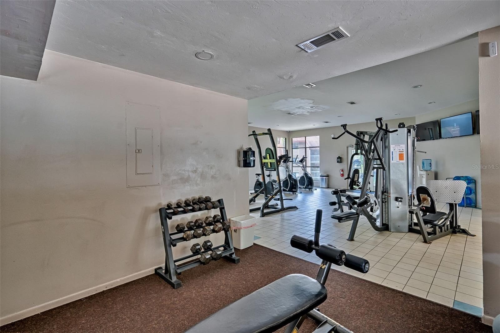 Community Gym - 83 SE 16TH AVE #E303, GAINESVILLE