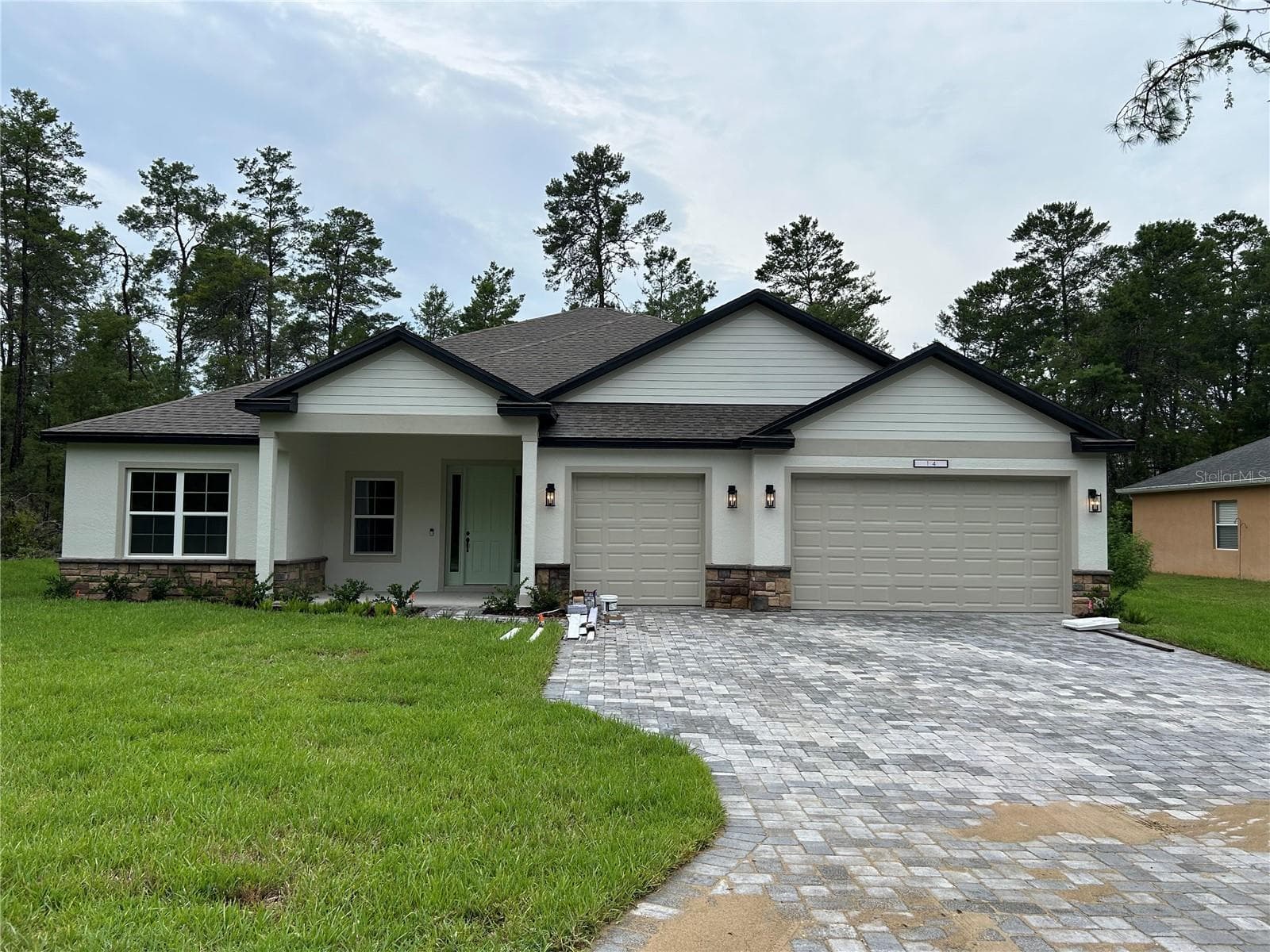 14 STATICE CT