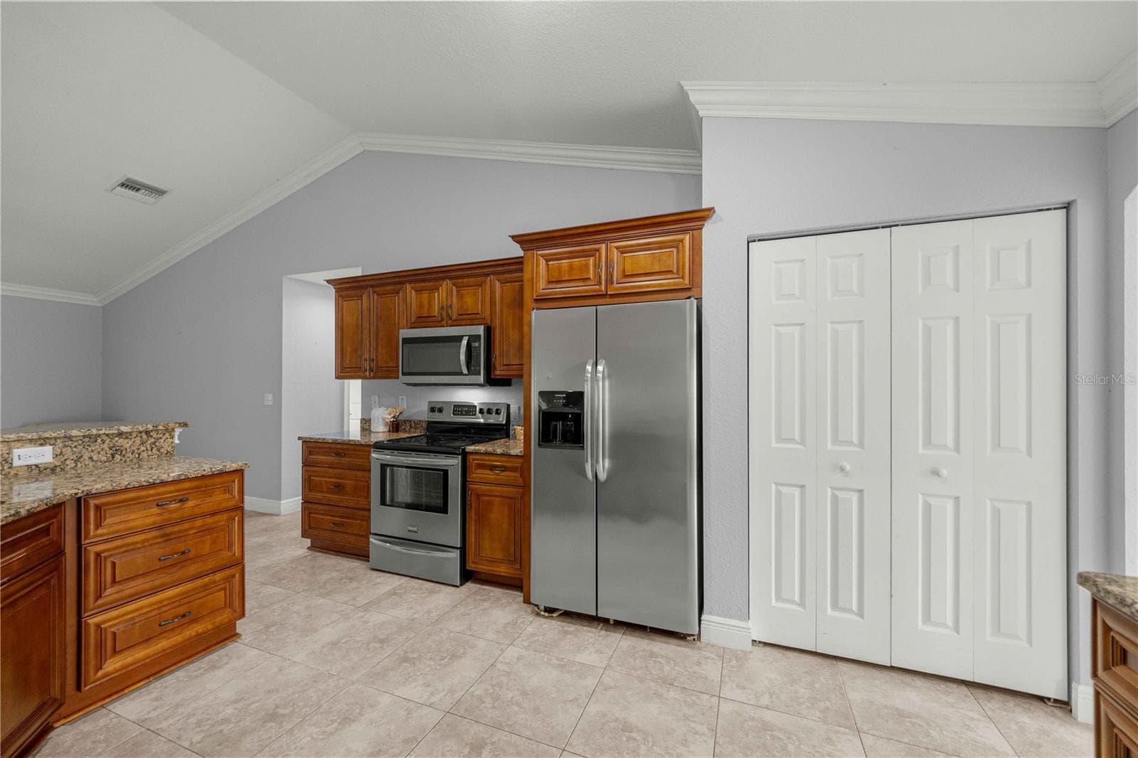 Kitchen - 16376 SE 81ST CT, SUMMERFIELD