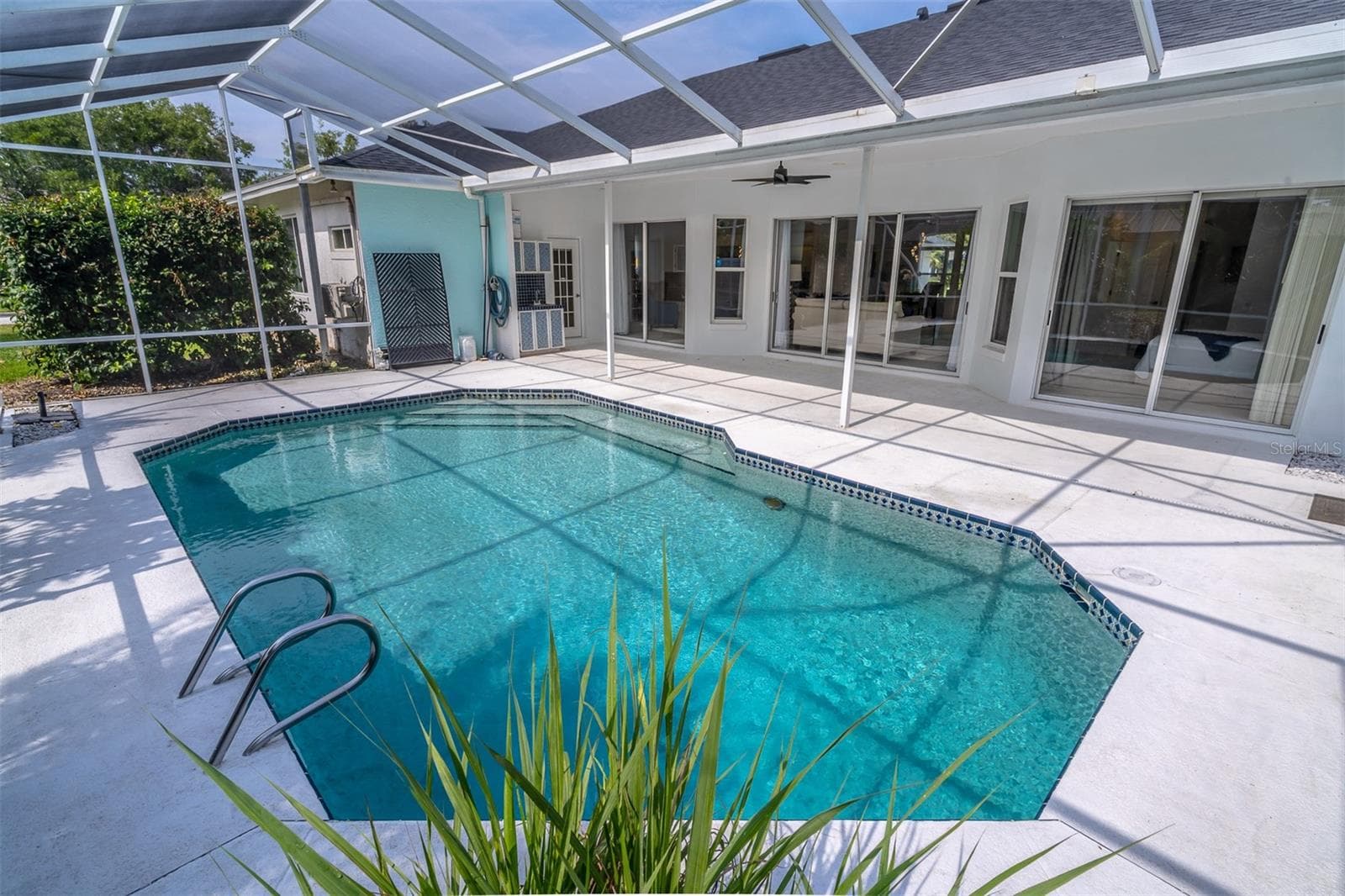 Single Family Residence at 3000 HATTERAS PT, OVIEDO, photo 2 of 34