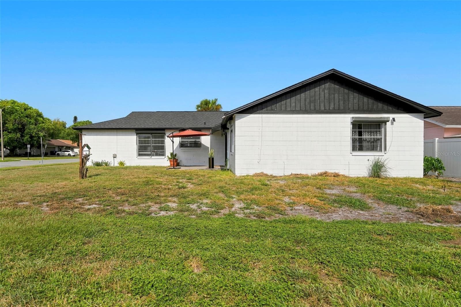 Single Family Residence at 10500 RAMBLEWOOD RD, ORLANDO, photo 30 of 40