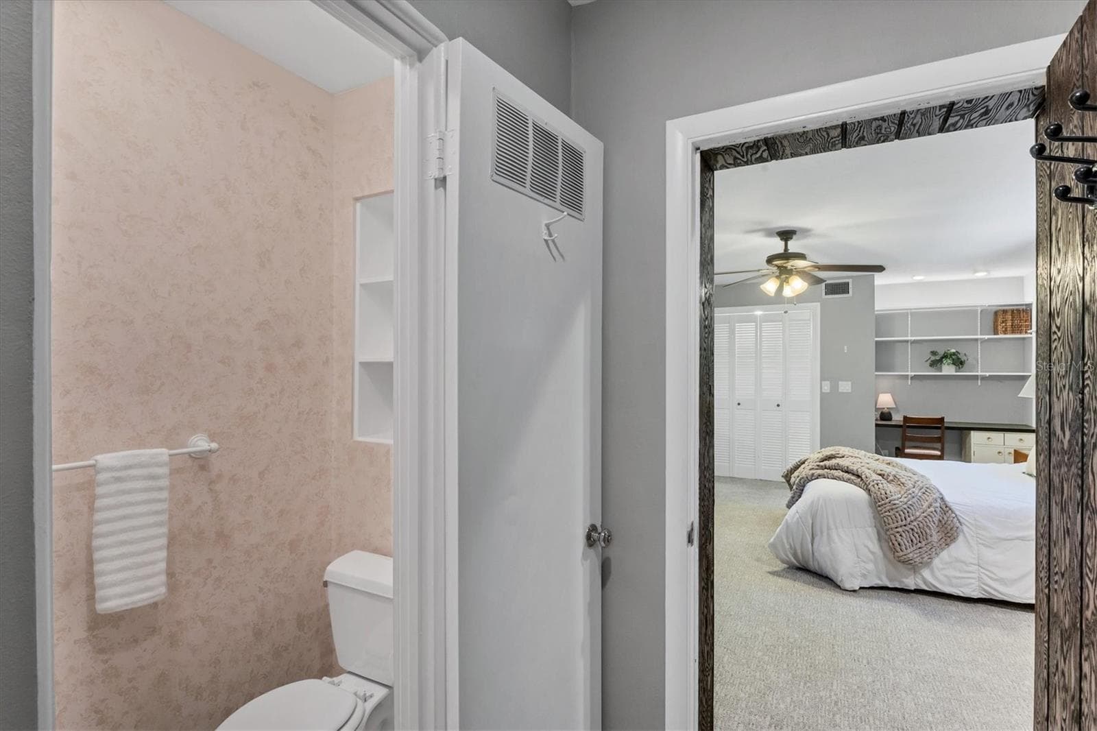 Single Family Residence at 5201 STEVENS DR, SARASOTA, photo 18 of 35