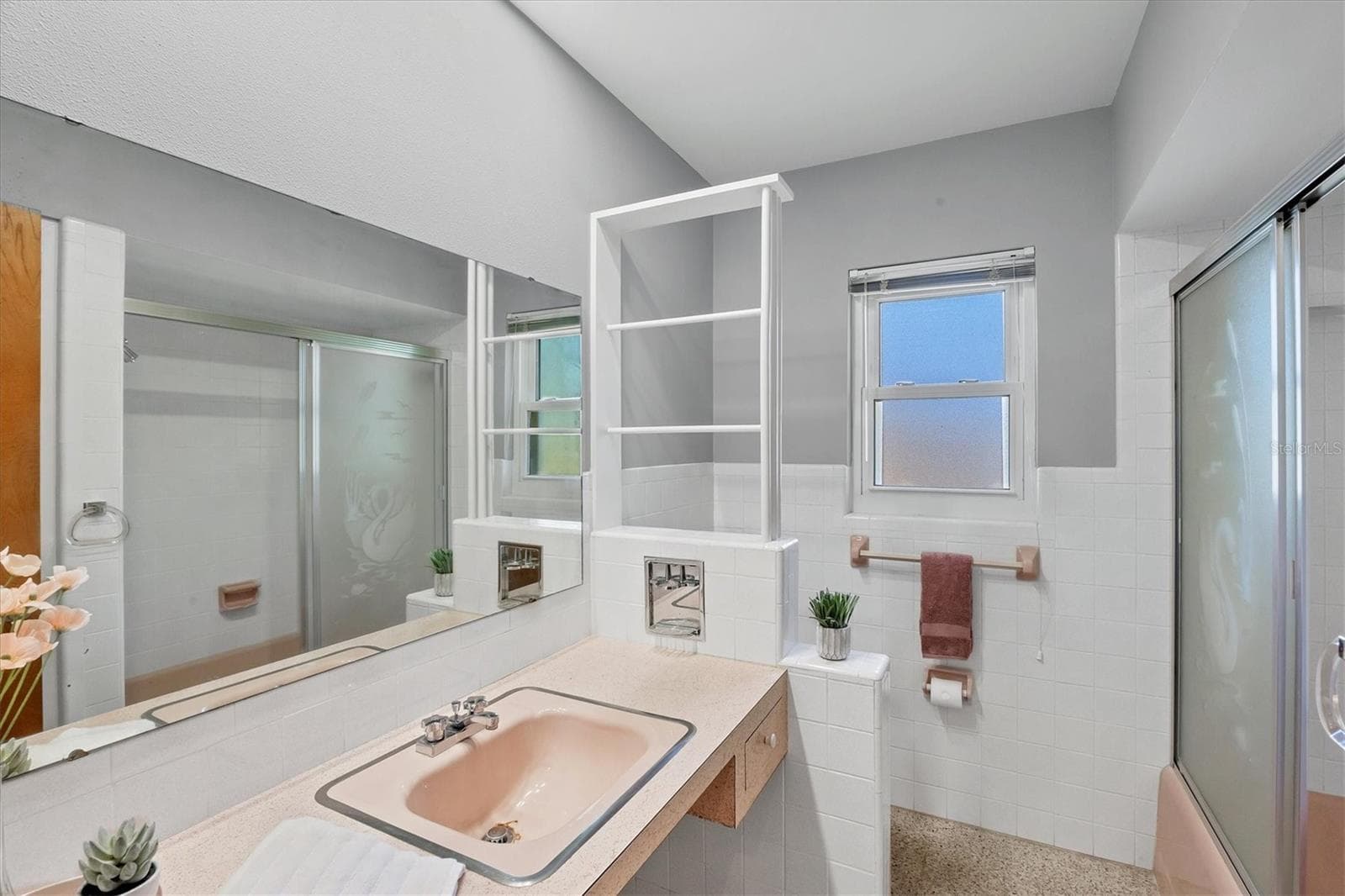 Single Family Residence at 5201 STEVENS DR, SARASOTA, photo 26 of 35
