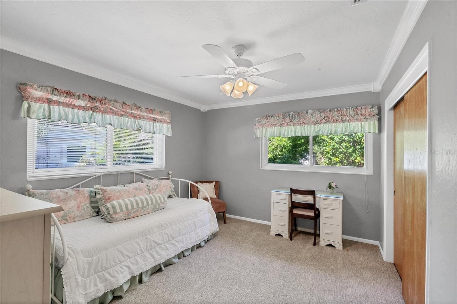 Single Family Residence at 5201 STEVENS DR, SARASOTA, photo 28 of 35