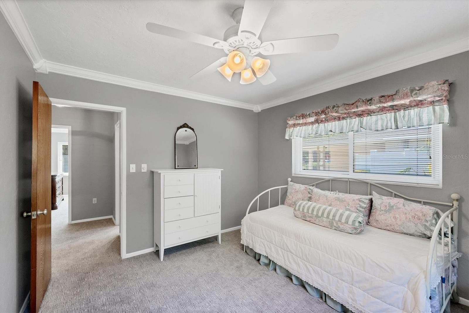 Single Family Residence at 5201 STEVENS DR, SARASOTA, photo 29 of 35
