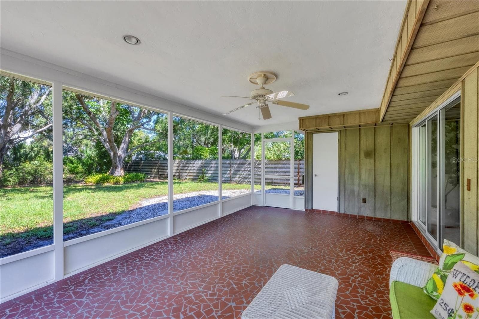 Single Family Residence at 5201 STEVENS DR, SARASOTA, photo 32 of 35