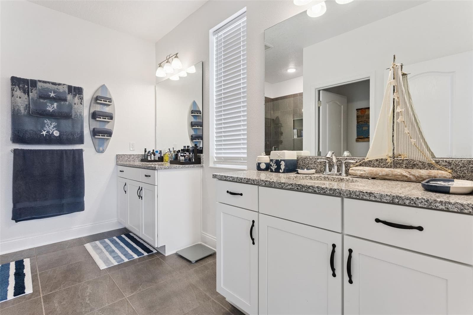 Single Family Residence at 13879 LANYARD WAY, WINTER GARDEN, photo 18 of 43