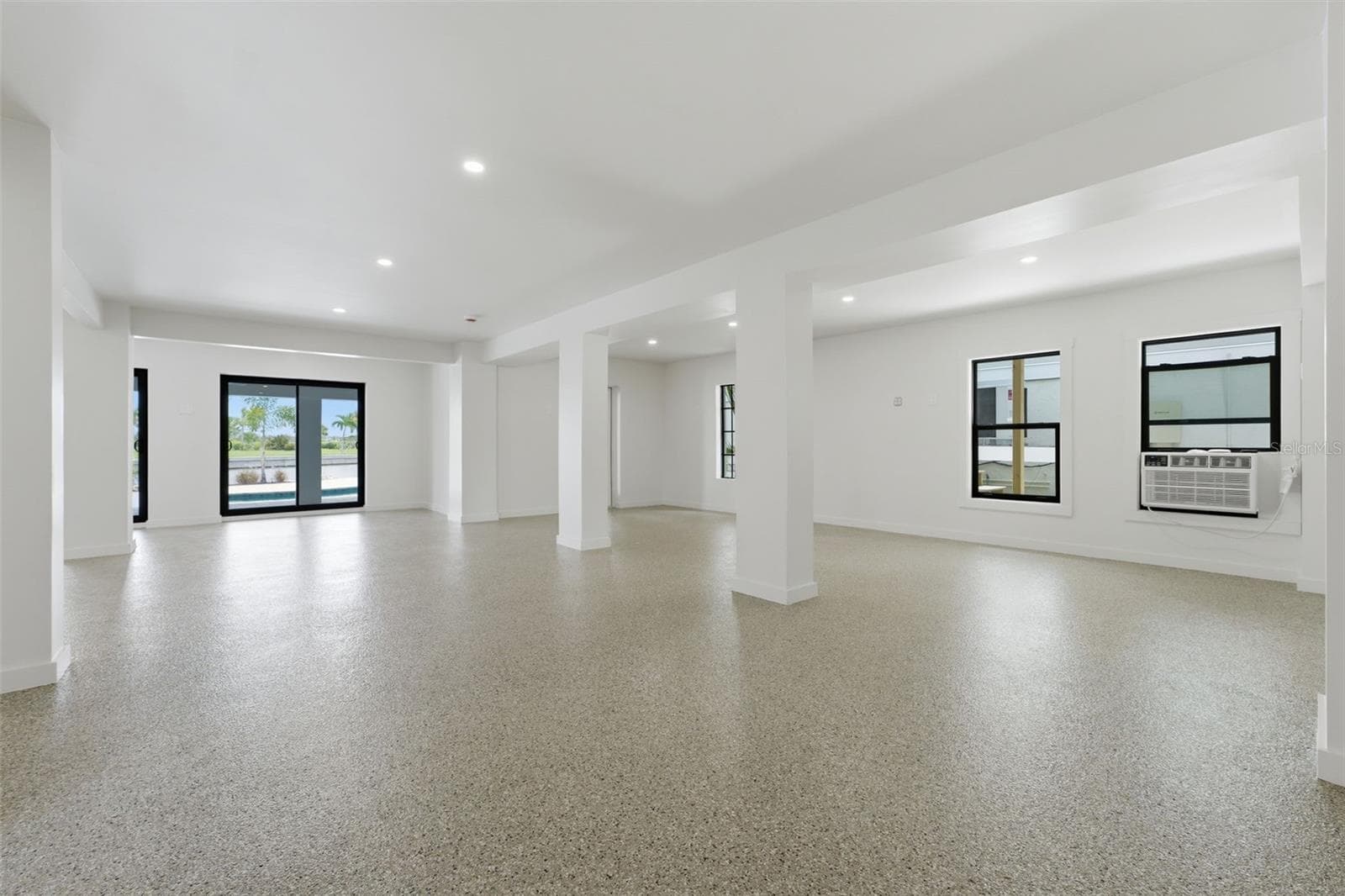 1st Floor - 2795 N BEACH RD #B, ENGLEWOOD