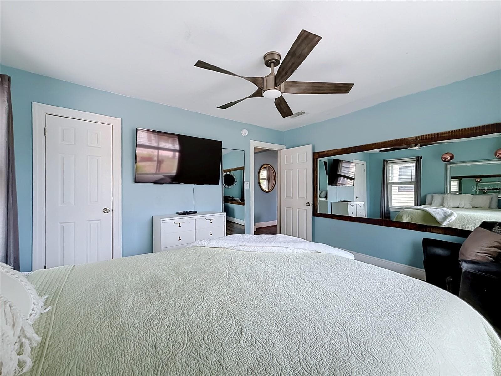 Single Family Residence at 4831 FAIRFIELD AVE S, ST PETERSBURG, photo 20 of 48