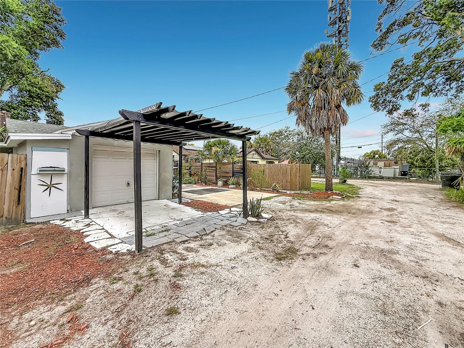 Single Family Residence at 4831 FAIRFIELD AVE S, ST PETERSBURG, photo 32 of 48