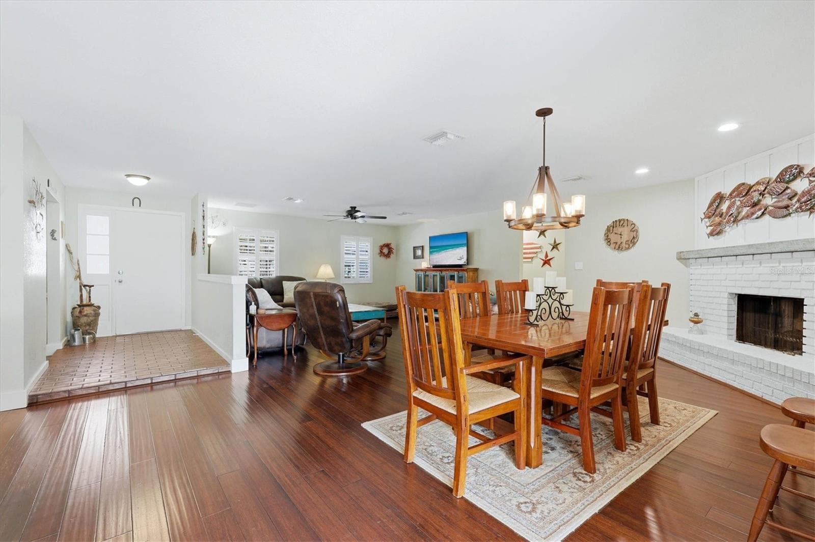 Dining Room/Entry - 5505 BENEVA WOODS CIR, SARASOTA