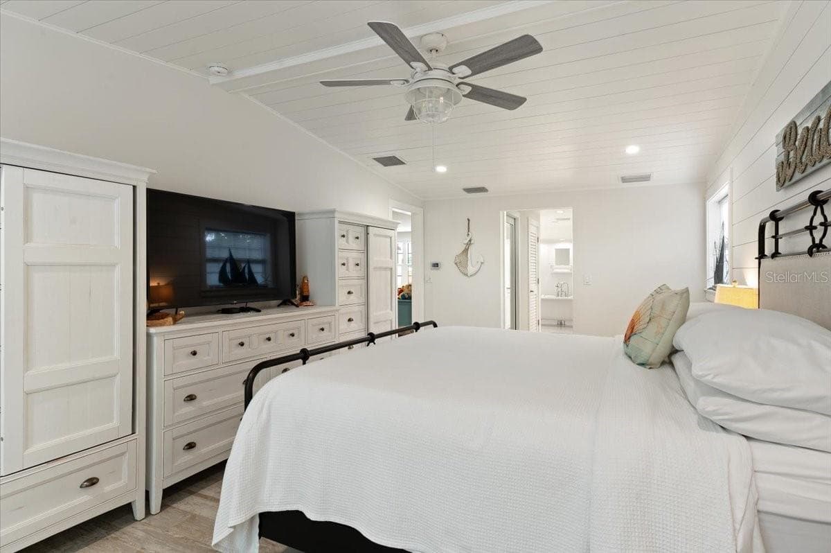 Single Family Residence at 5125 SANDY BEACH AVE, SARASOTA, photo 18 of 41