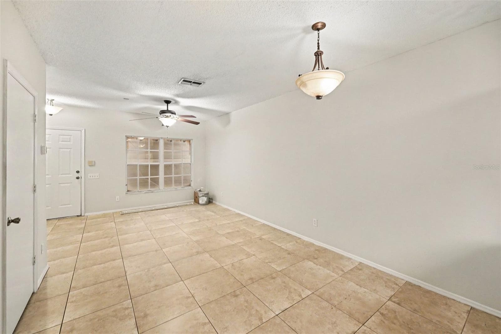 Townhouse at 366 COUNTRYSIDE KEY BLVD, OLDSMAR, photo 5 of 23
