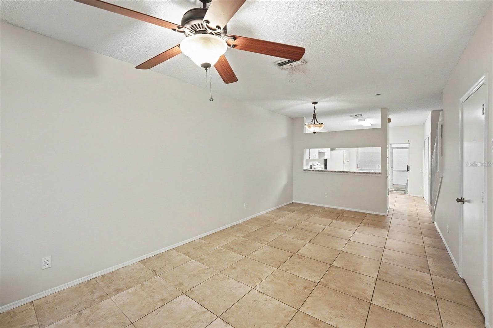 Townhouse at 366 COUNTRYSIDE KEY BLVD, OLDSMAR, photo 7 of 23