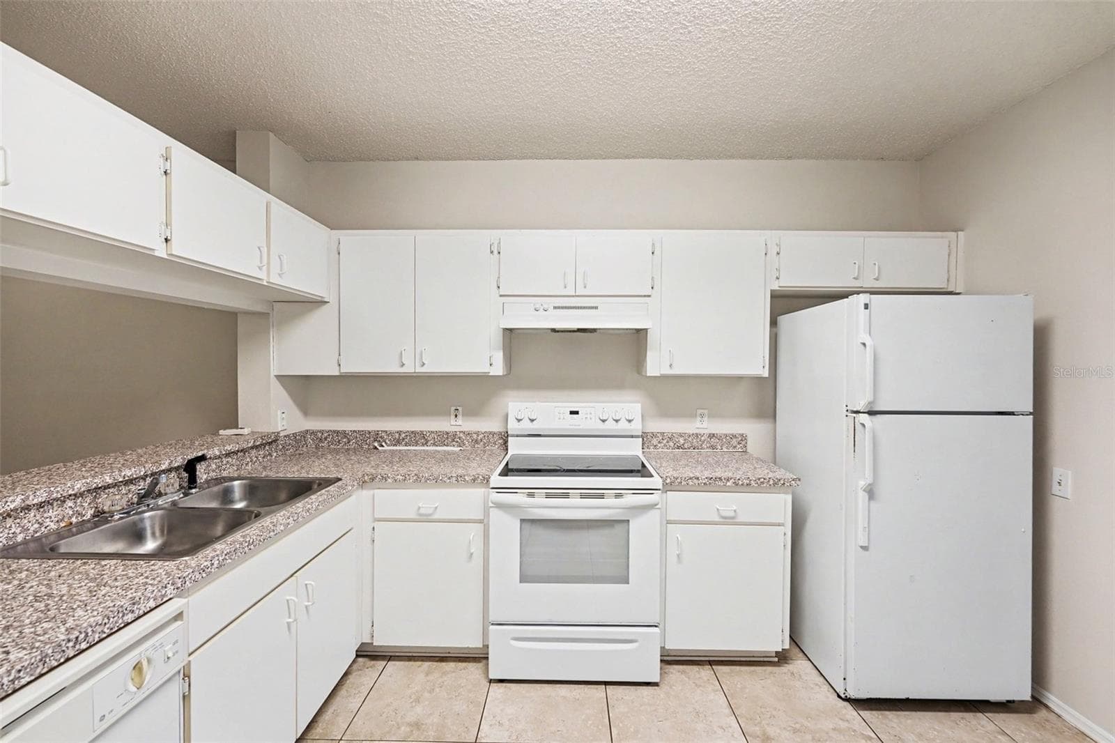 Townhouse at 366 COUNTRYSIDE KEY BLVD, OLDSMAR, photo 10 of 23