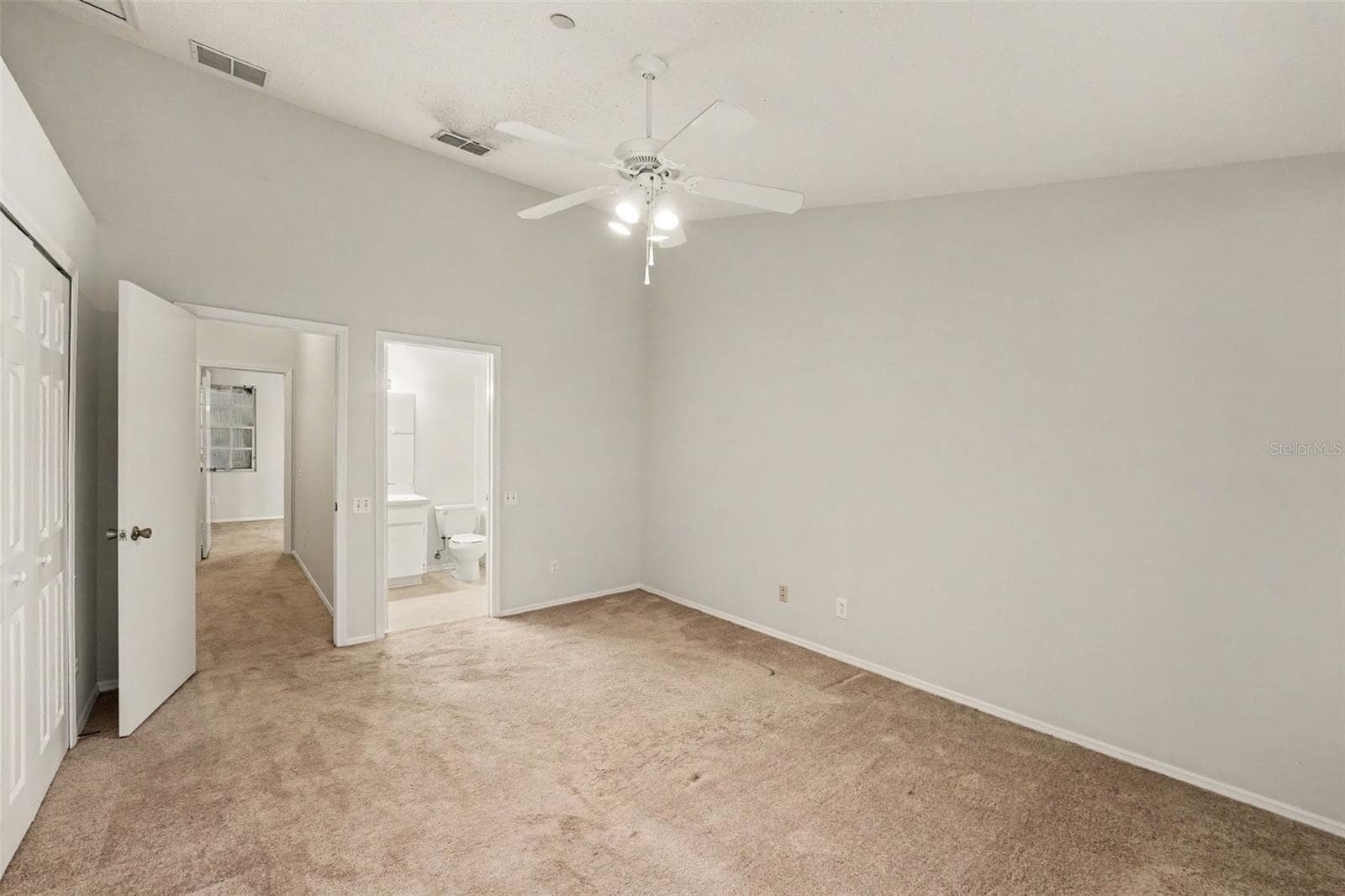Townhouse at 366 COUNTRYSIDE KEY BLVD, OLDSMAR, photo 12 of 23