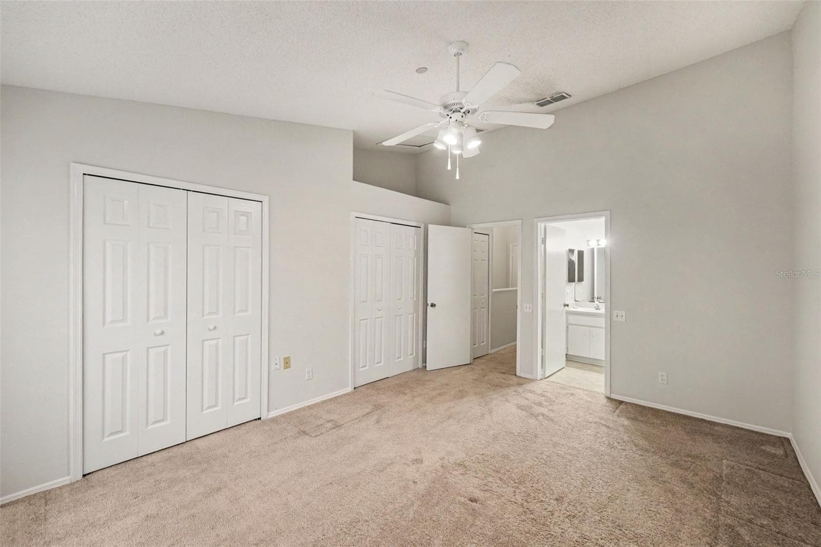 Townhouse at 366 COUNTRYSIDE KEY BLVD, OLDSMAR, photo 13 of 23
