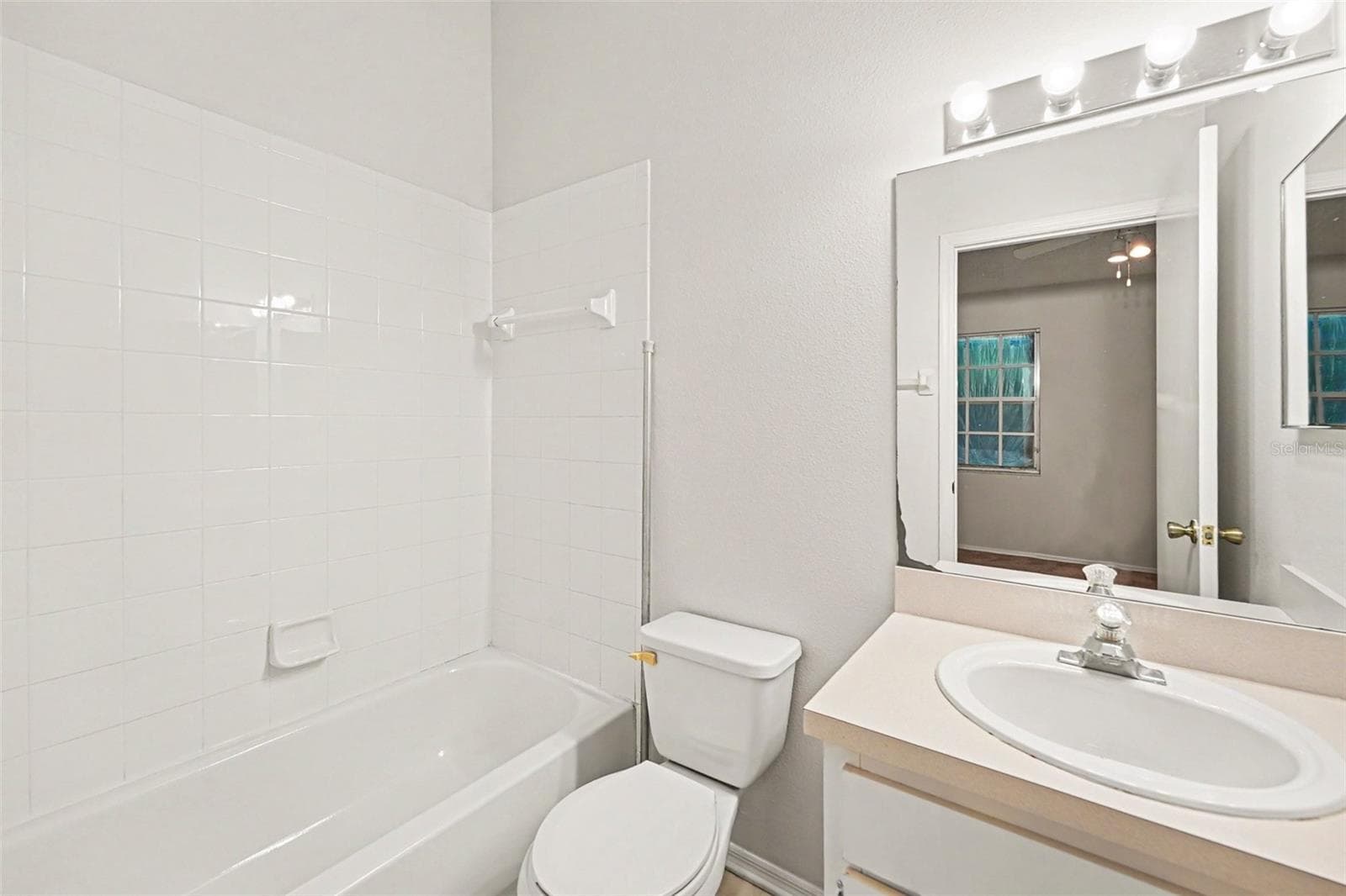 Townhouse at 366 COUNTRYSIDE KEY BLVD, OLDSMAR, photo 22 of 23
