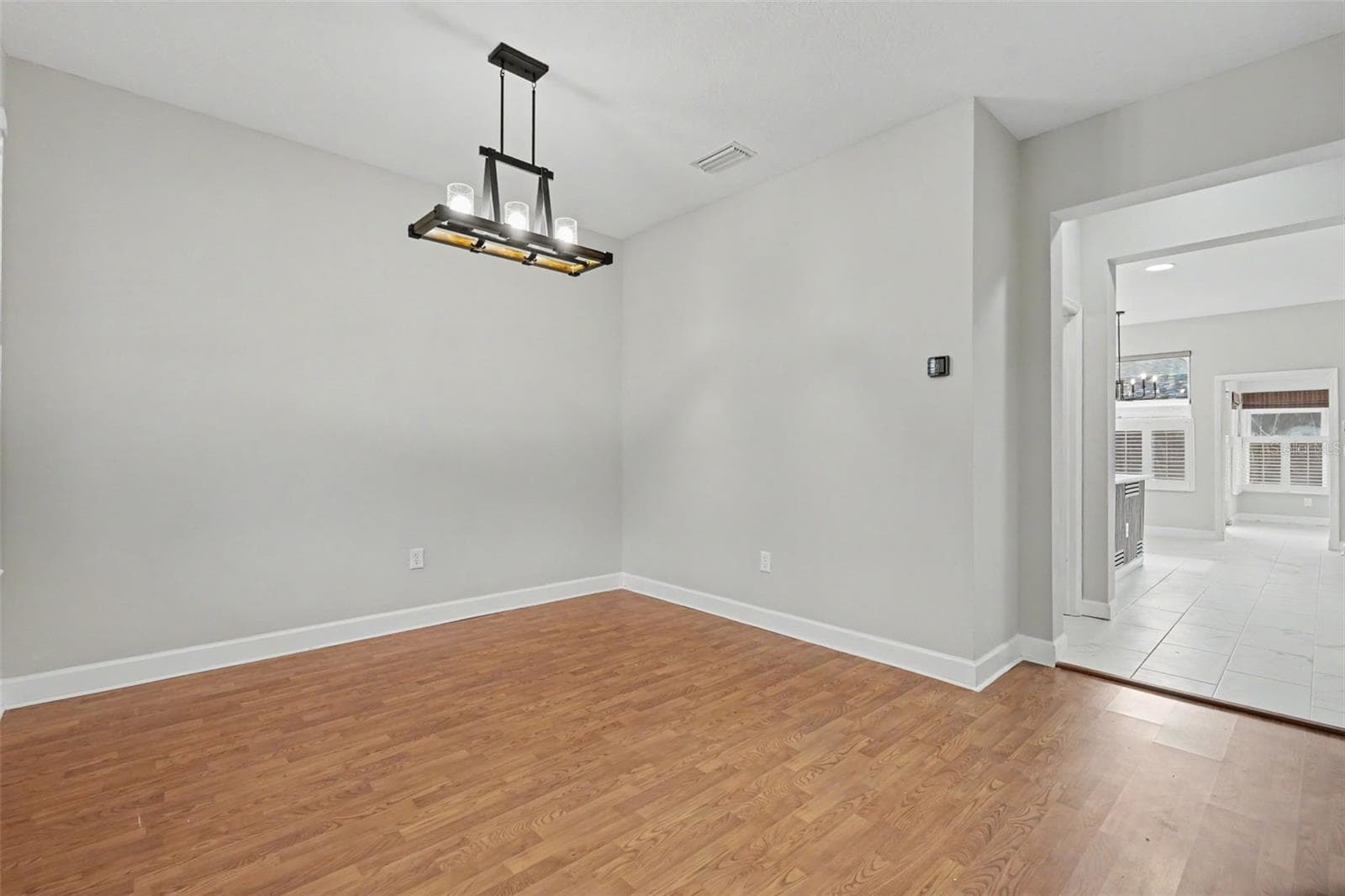 Townhouse at 10111 HAYFIELD WAY, TAMPA, photo 7 of 63