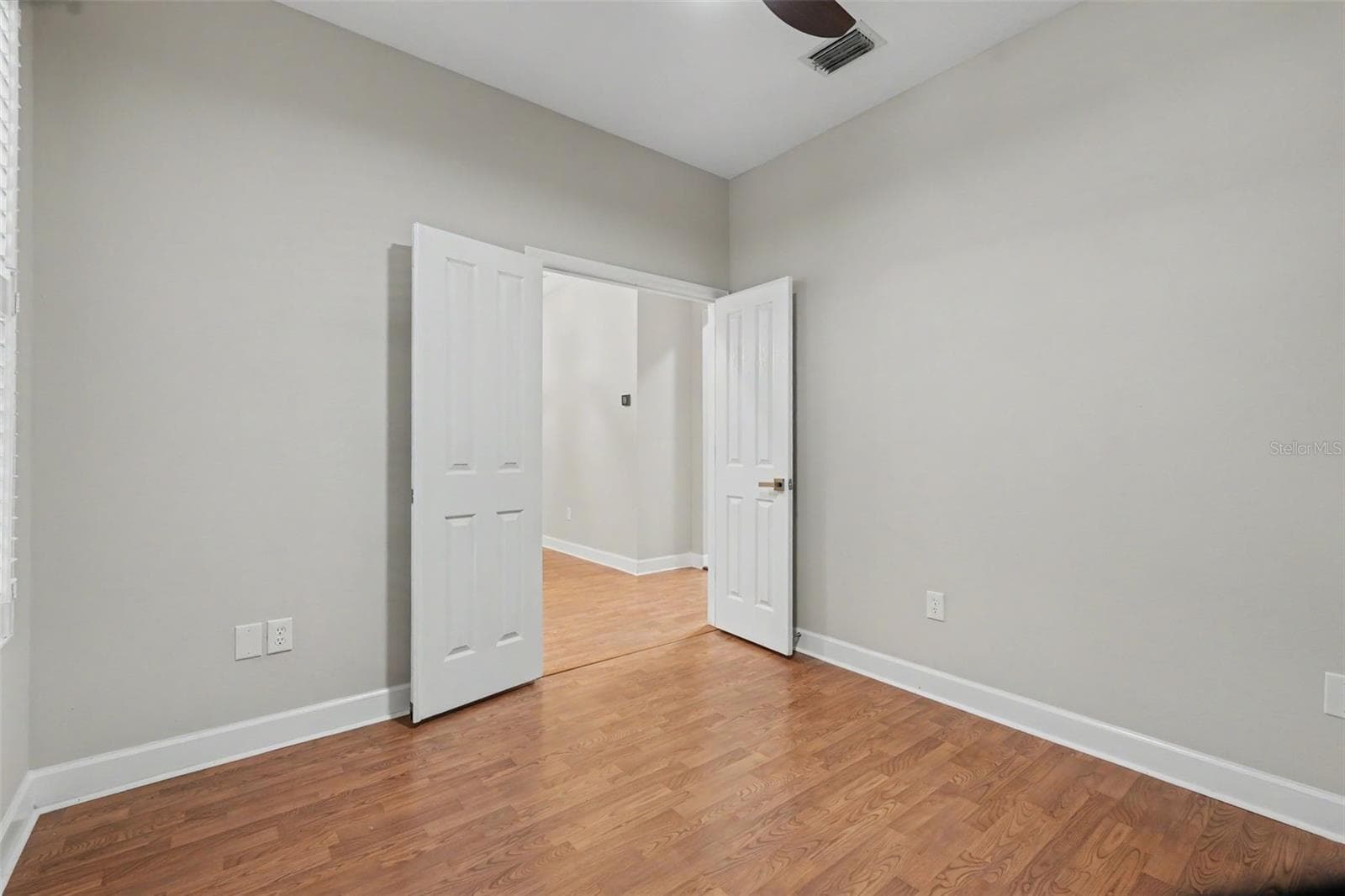 Townhouse at 10111 HAYFIELD WAY, TAMPA, photo 12 of 63