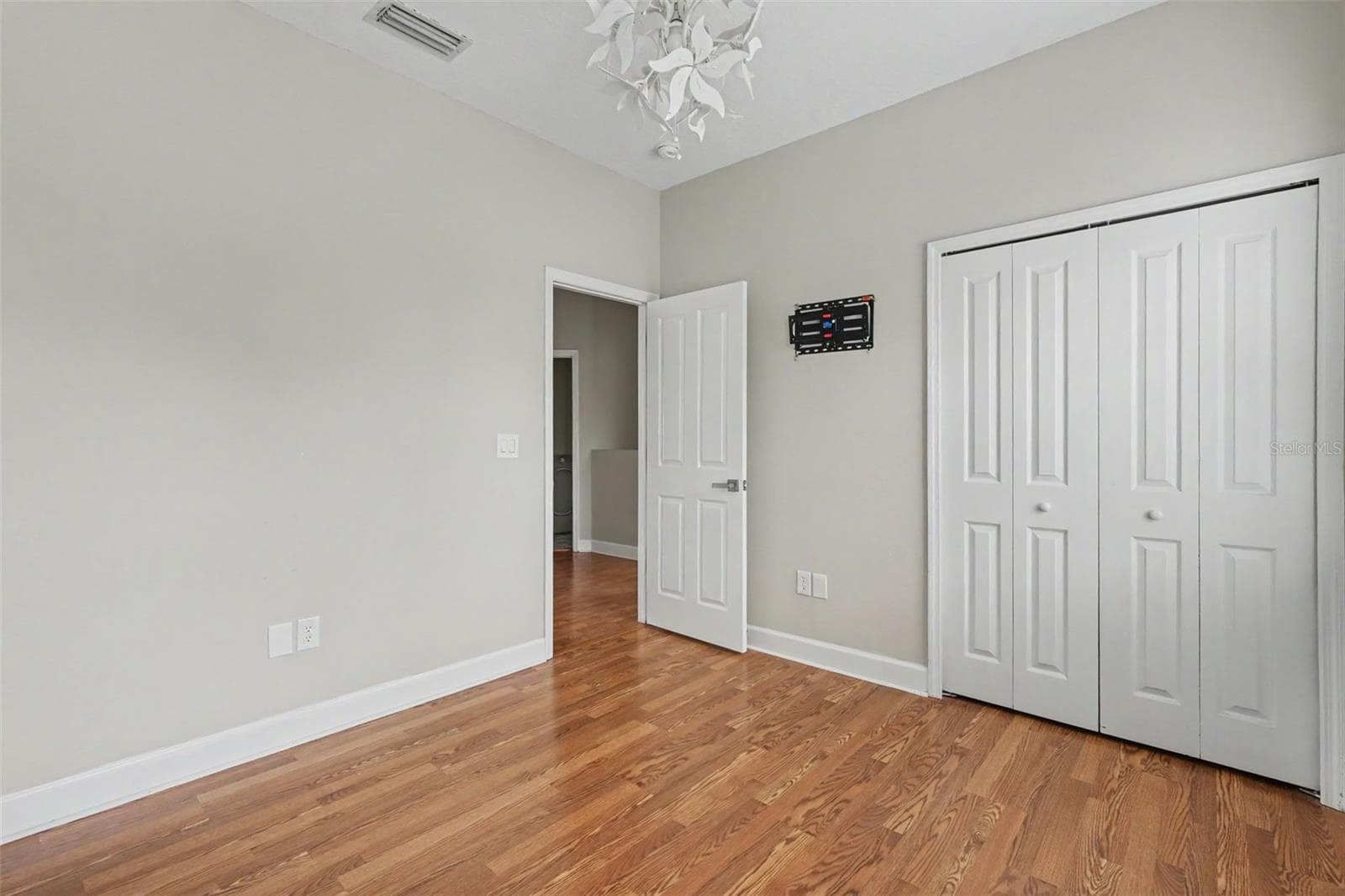 Townhouse at 10111 HAYFIELD WAY, TAMPA, photo 40 of 63