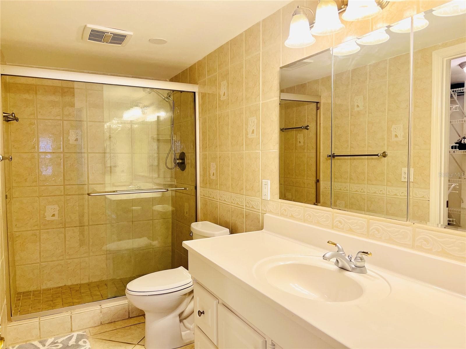 Condominium at 304 GOLFVIEW RD #PH7, NORTH PALM BEACH, photo 22 of 60