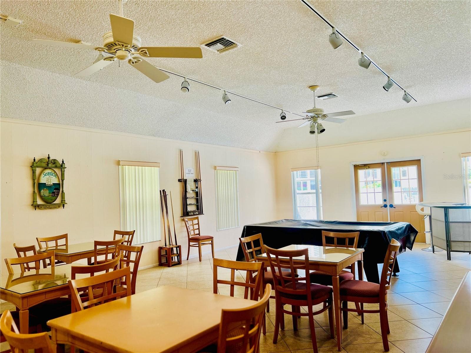 Condominium at 304 GOLFVIEW RD #PH7, NORTH PALM BEACH, photo 35 of 60