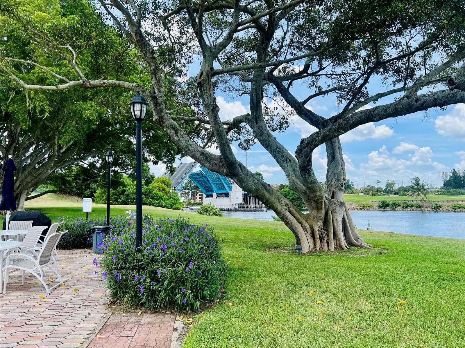 Condominium at 304 GOLFVIEW RD #PH7, NORTH PALM BEACH, photo 39 of 60