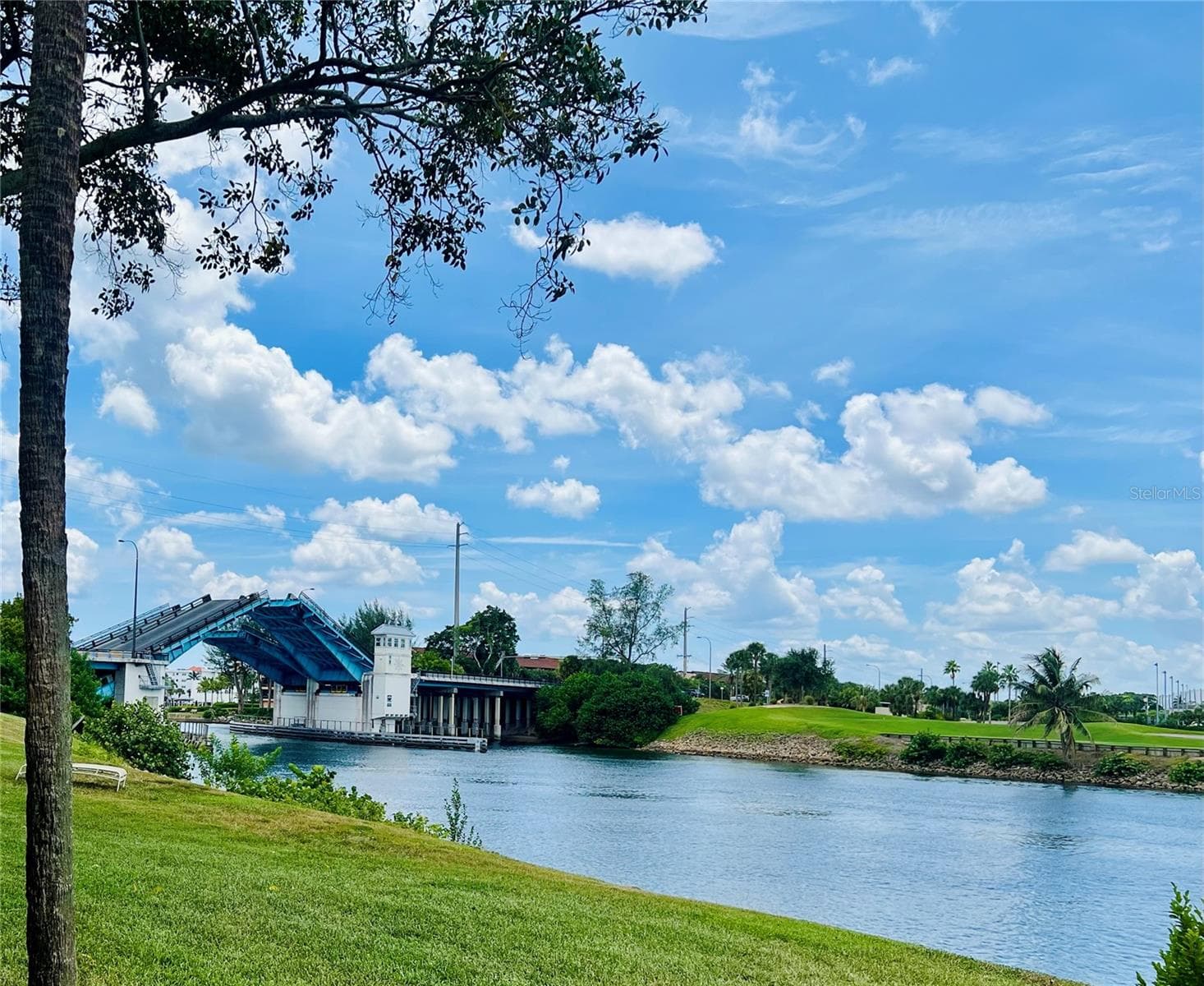 Condominium at 304 GOLFVIEW RD #PH7, NORTH PALM BEACH, photo 51 of 60