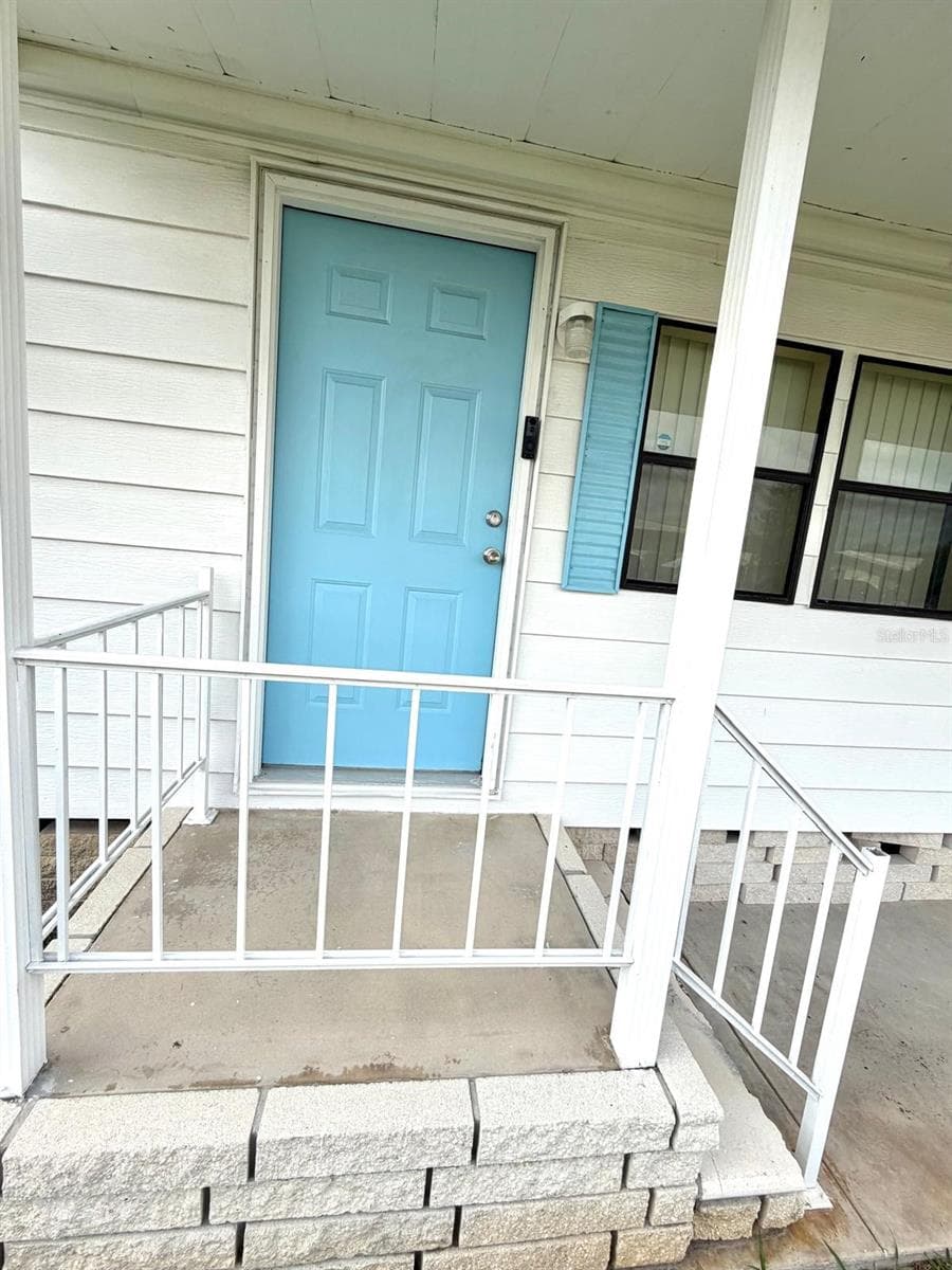 Main entrance - 3937 CHRIS DR, WESLEY CHAPEL