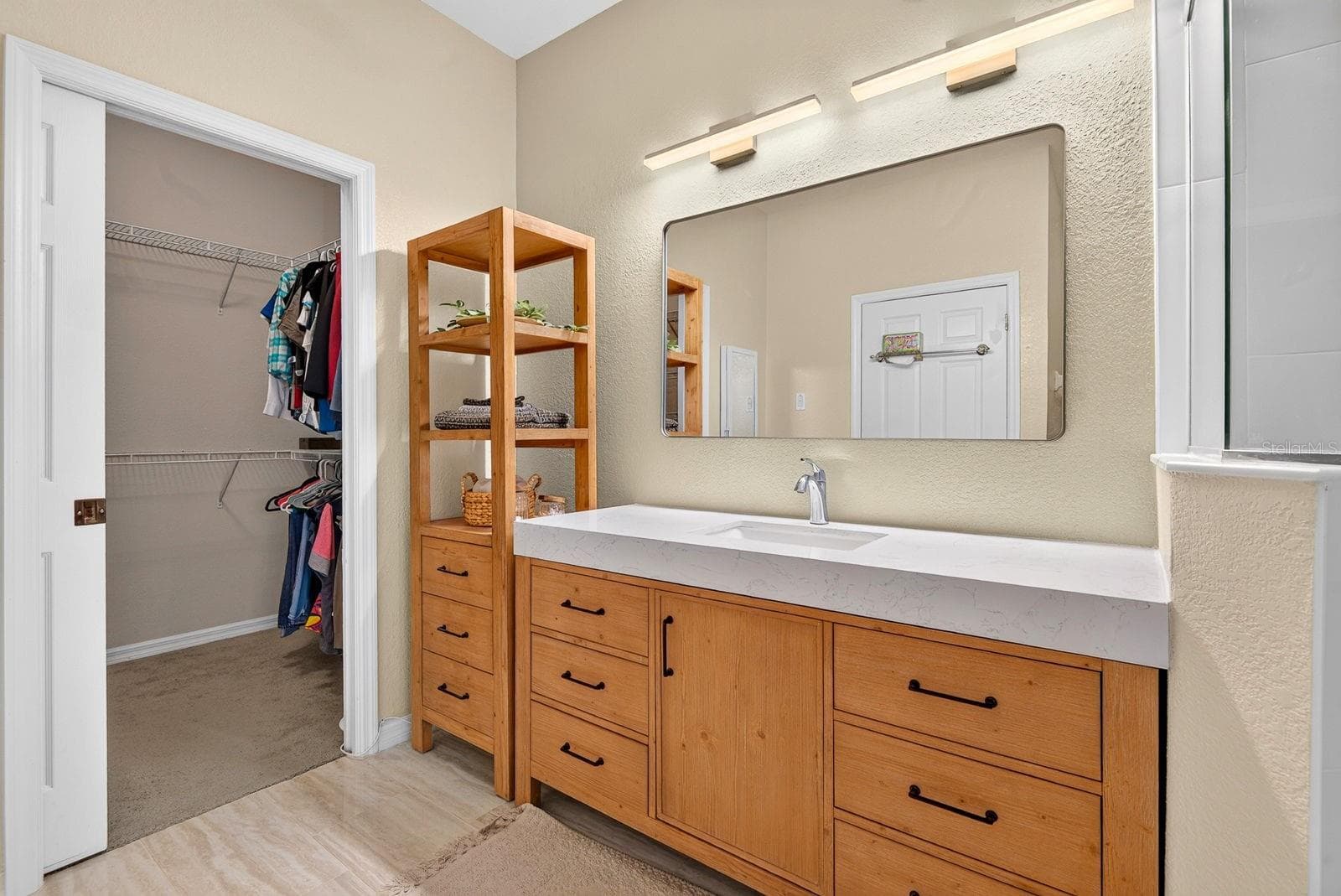 Primary Bathroom /Walk in Closet - Upper Floor - 1014 34TH DR W, PALMETTO