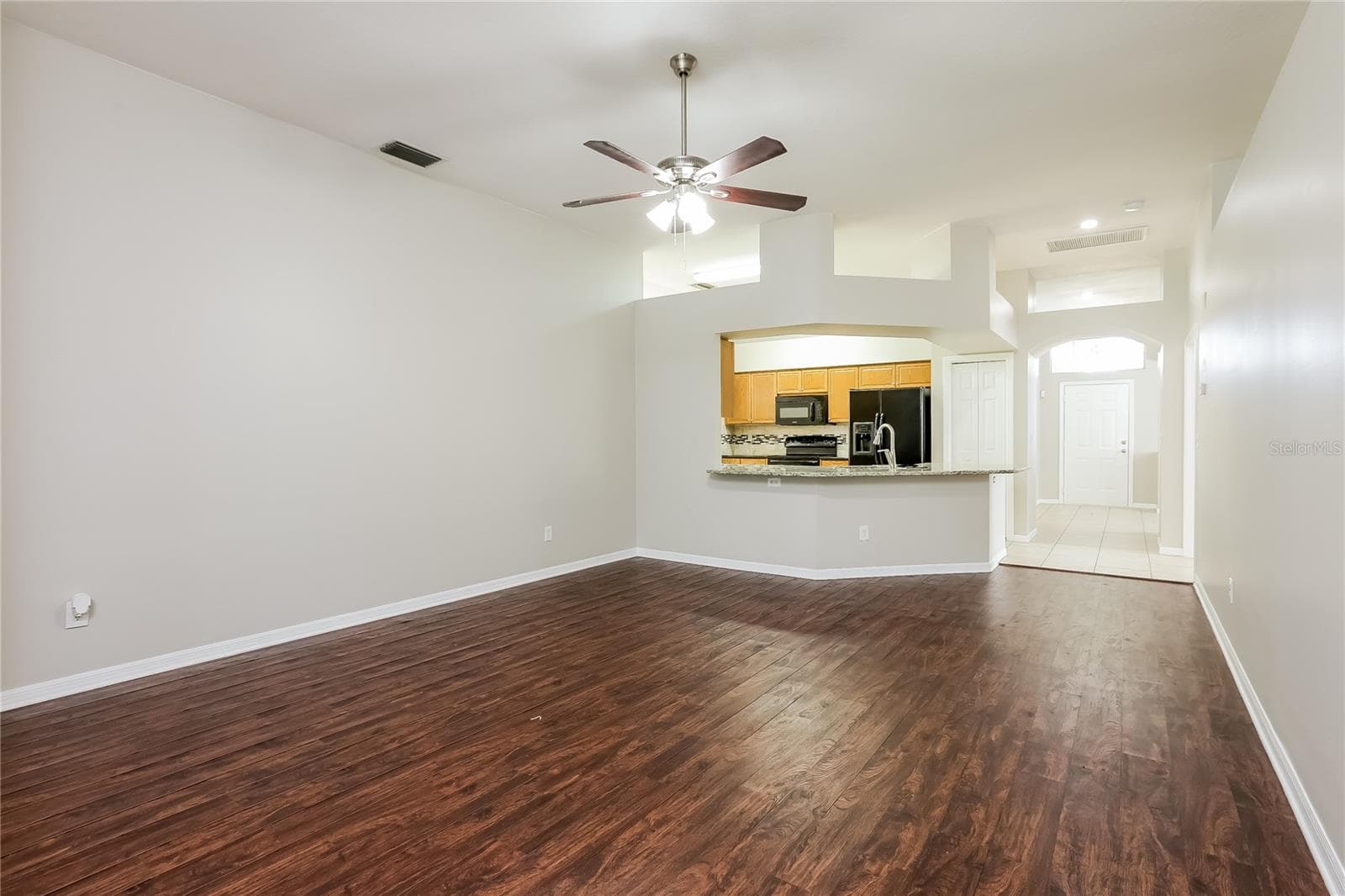 Single Family Residence at 1717 ERIN BROOKE DR, VALRICO, photo 4 of 15