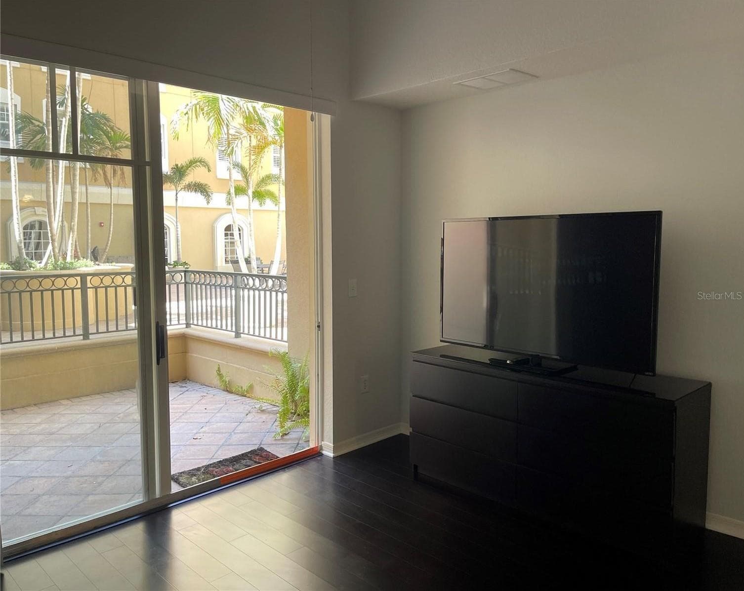 Condominium at 1064 N TAMIAMI TRL #1122, SARASOTA, photo 5 of 58
