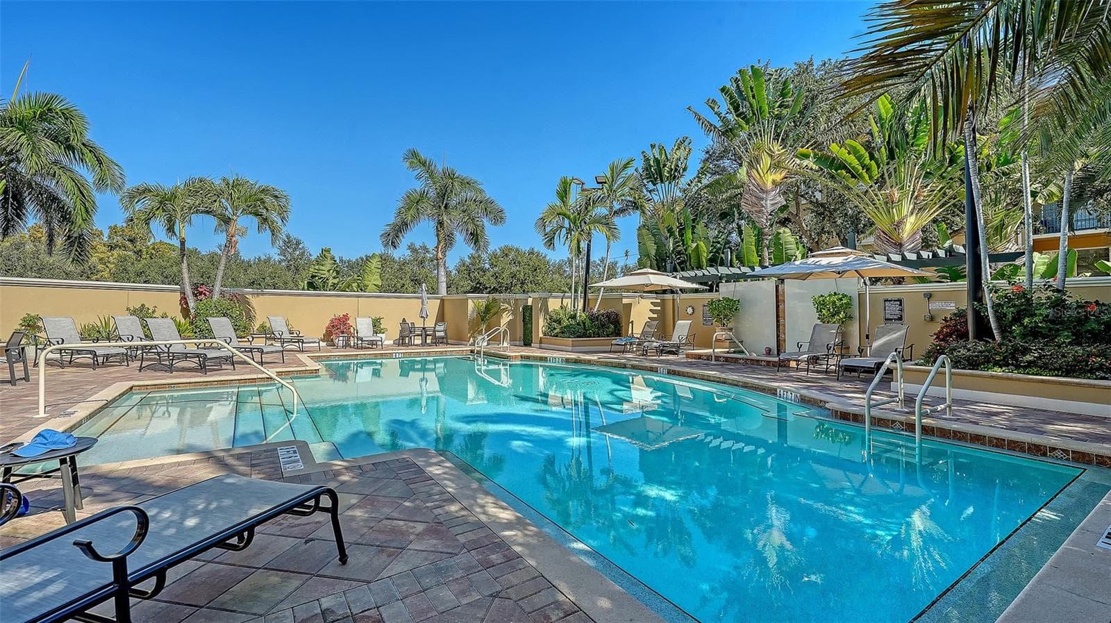 Condominium at 1064 N TAMIAMI TRL #1122, SARASOTA, photo 32 of 58