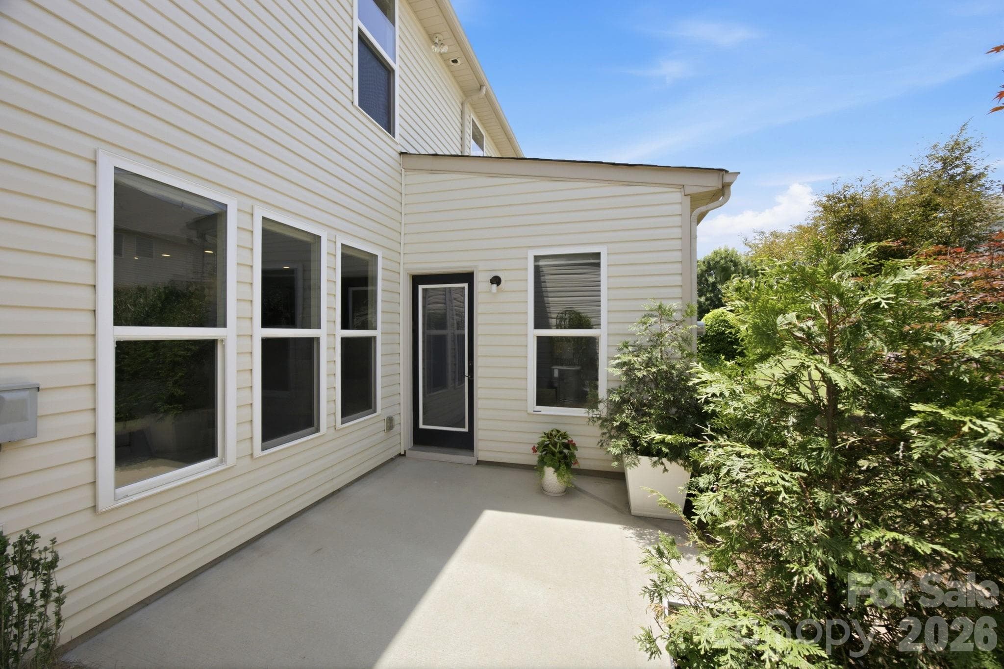 Townhouse at 5842 Glassport Lane, Charlotte, photo 31 of 41