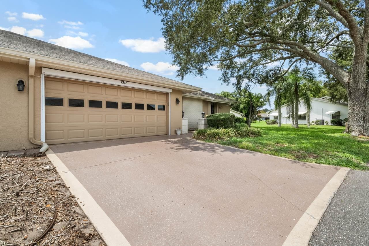 Condominium at 1317 LELAND DR, SUN CITY CENTER, photo 3 of 67