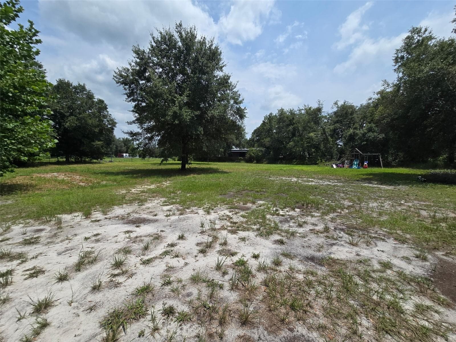 Manufactured Home at 27133 MILLER RD, DADE CITY, photo 23 of 27