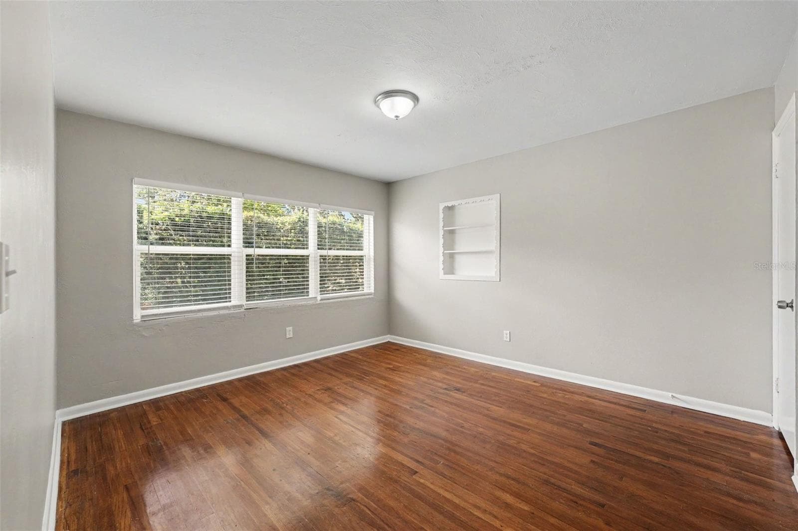 Single Family Residence at 2935 WOODLAND HILLS AVE, LAKELAND, photo 14 of 19