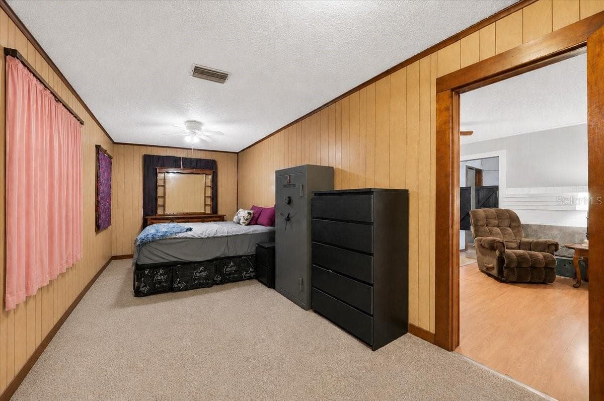 Single Family Residence at 675 E BAY AVE, EAGLE LAKE, photo 16 of 47