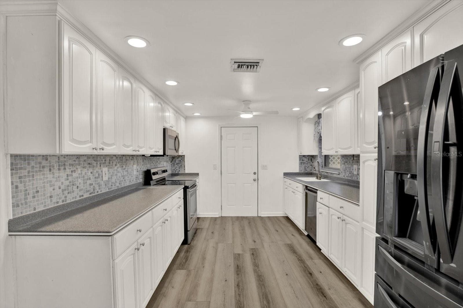 Single Family Residence at 5995 BLOSSOM LAKE DR, SEMINOLE, photo 10 of 20
