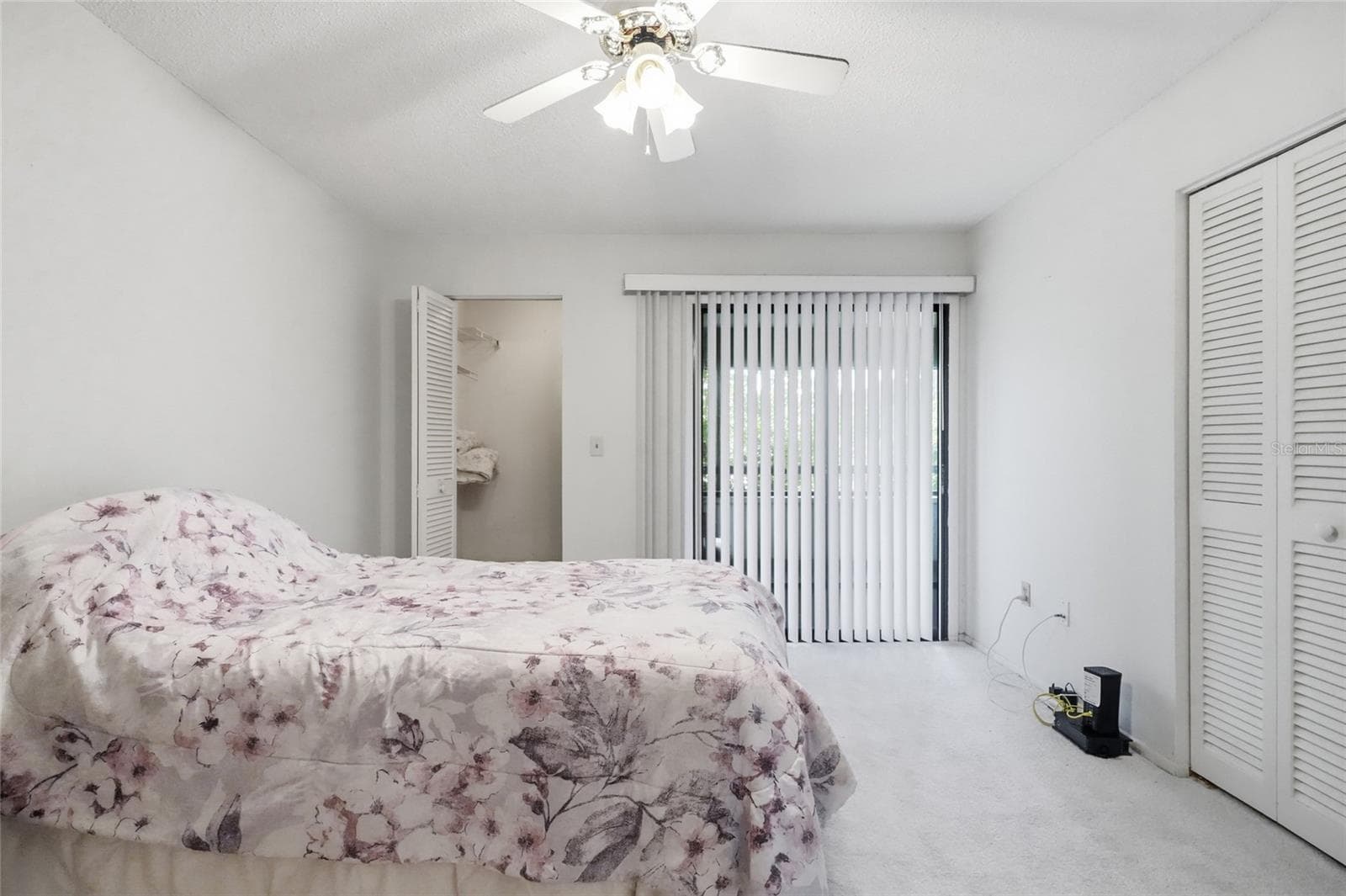 primary bedroom - 3500 EL CONQUISTADOR PKWY #332, BRADENTON