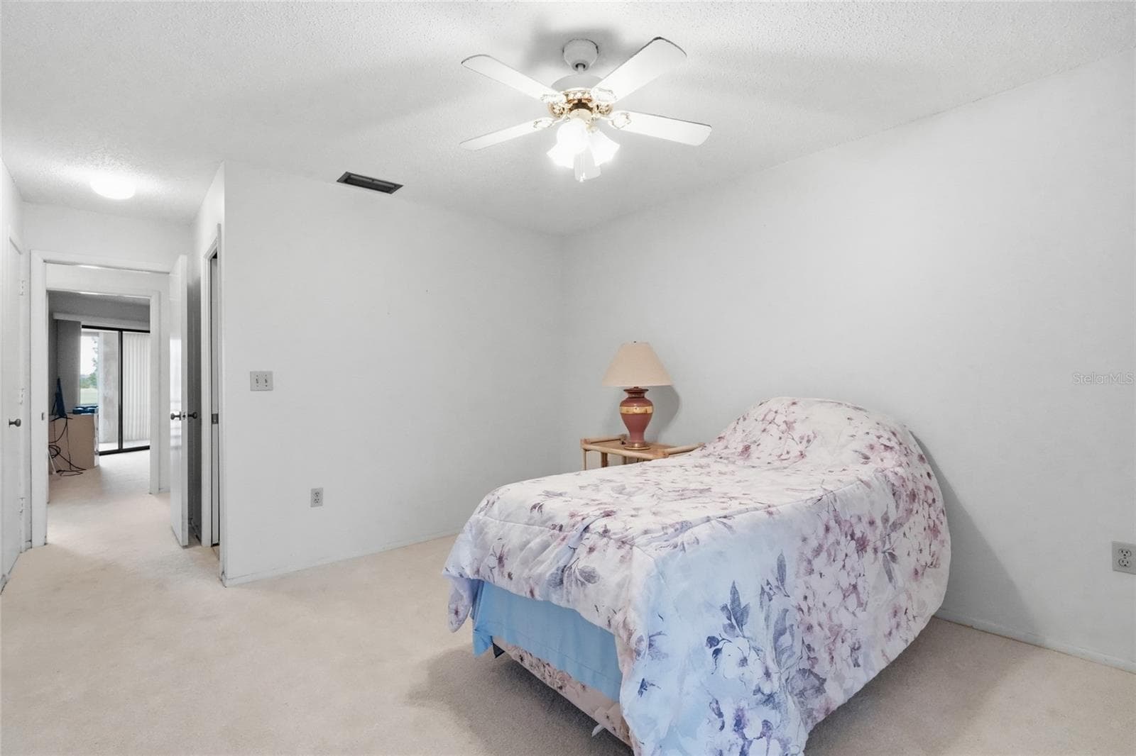 primary bedroom - 3500 EL CONQUISTADOR PKWY #332, BRADENTON